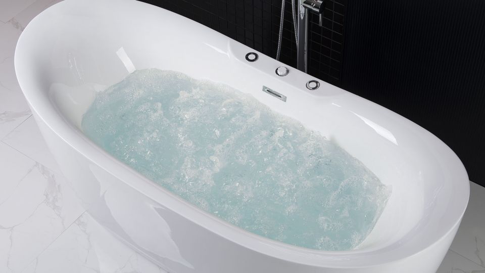 60 in. x 30 in. Freestanding Tub with Center Drain in High Gloss White  DB256806-6030WH