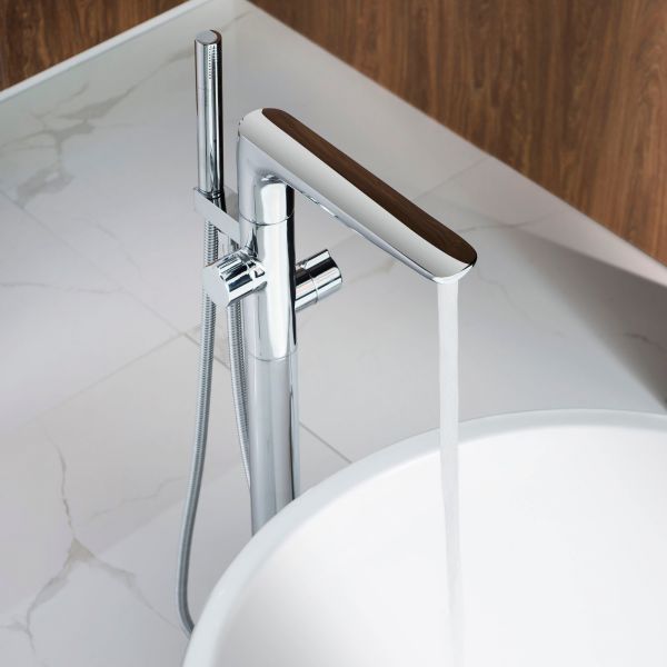  WOODBRIDGE F0013CH Contemporary Single Handle Floor Mount Freestanding Tub Filler Faucet with Hand shower in Chrome Finish._9206