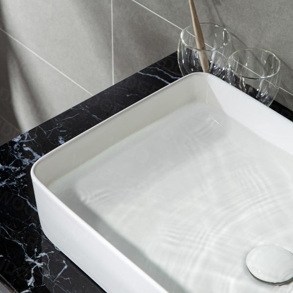  WOODBRIDGE White V23560 20