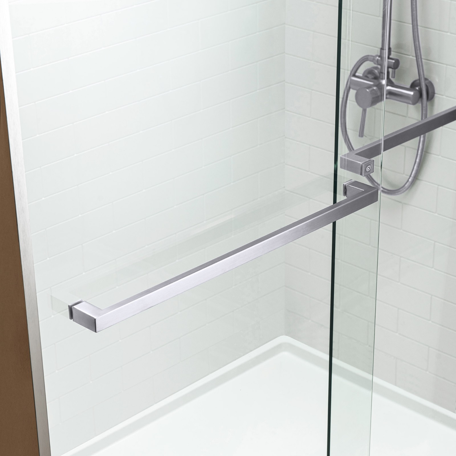 ᐅ【WOODBRIDGE Frameless Bathtub Shower Doors 5660" Width x 62"Height