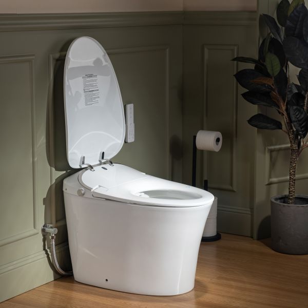  WOODBRIDGE LT610 One Piece Elongated Smart Toilet Bidet with Massage Washing, Auto Open and Close Seat and Lid, Auto Flush, Heated Seat and Integrated Multi Function Remote Control, White