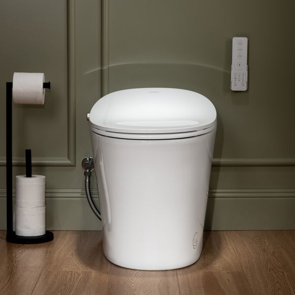  WOODBRIDGE LT610 One Piece Elongated Smart Toilet Bidet with Massage Washing, Auto Open and Close Seat and Lid, Auto Flush, Heated Seat and Integrated Multi Function Remote Control, White_11630