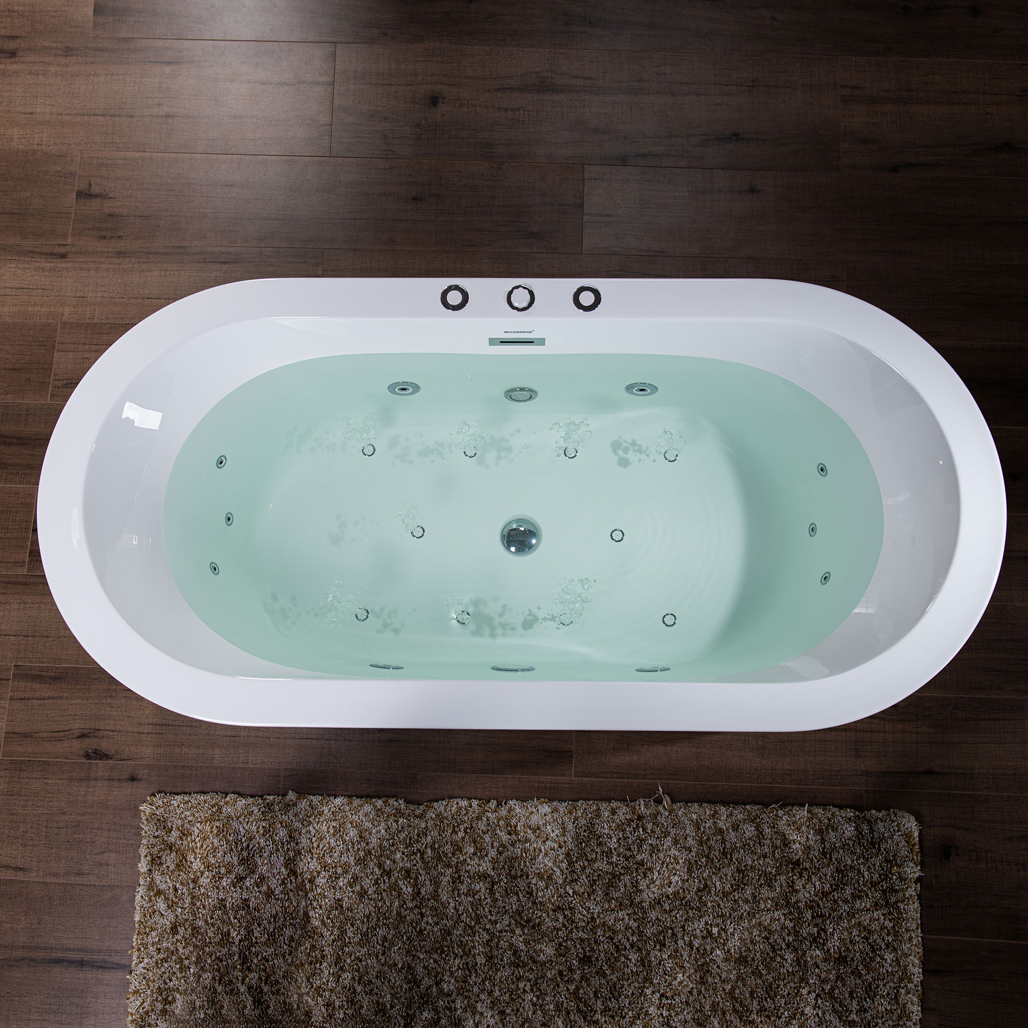 ᐅ【WOODBRIDGE 661/2" x 317/8" Whirlpool Water Jetted and Air Bubble