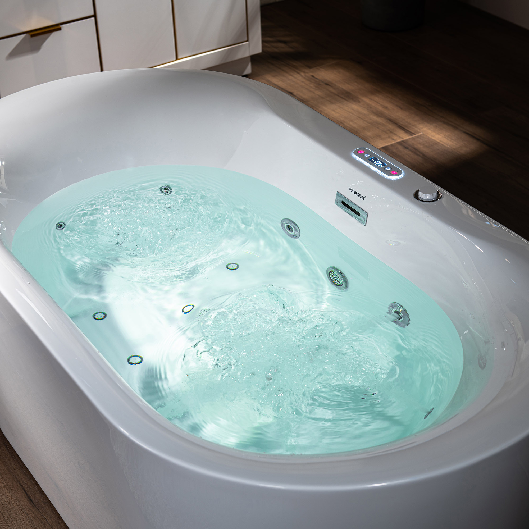 ᐅ【WOODBRIDGE 59" x 311/2" Whirlpool Water Jetted and Air Bubble