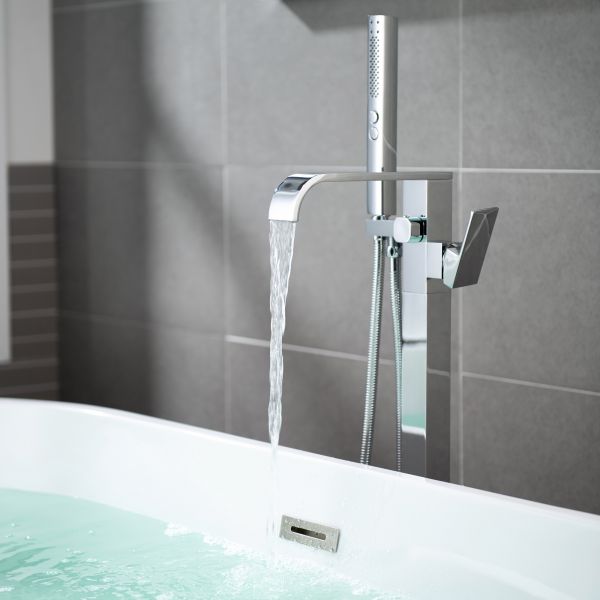  WOODBRIDGE F0036CH Contemporary Single Handle Floor Mount Freestanding Tub Filler Faucet with Hand shower in Polished Chrome Finish._12202